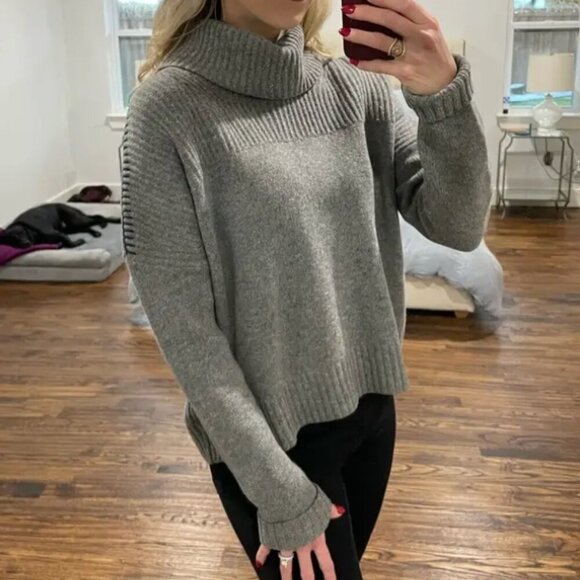 Jason Wu Sweater Wool Contrast Stitch Turtle Neck Cropped (Shrunken to a Small) - Picture 14 of 16